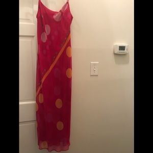 Women’s dress size 6